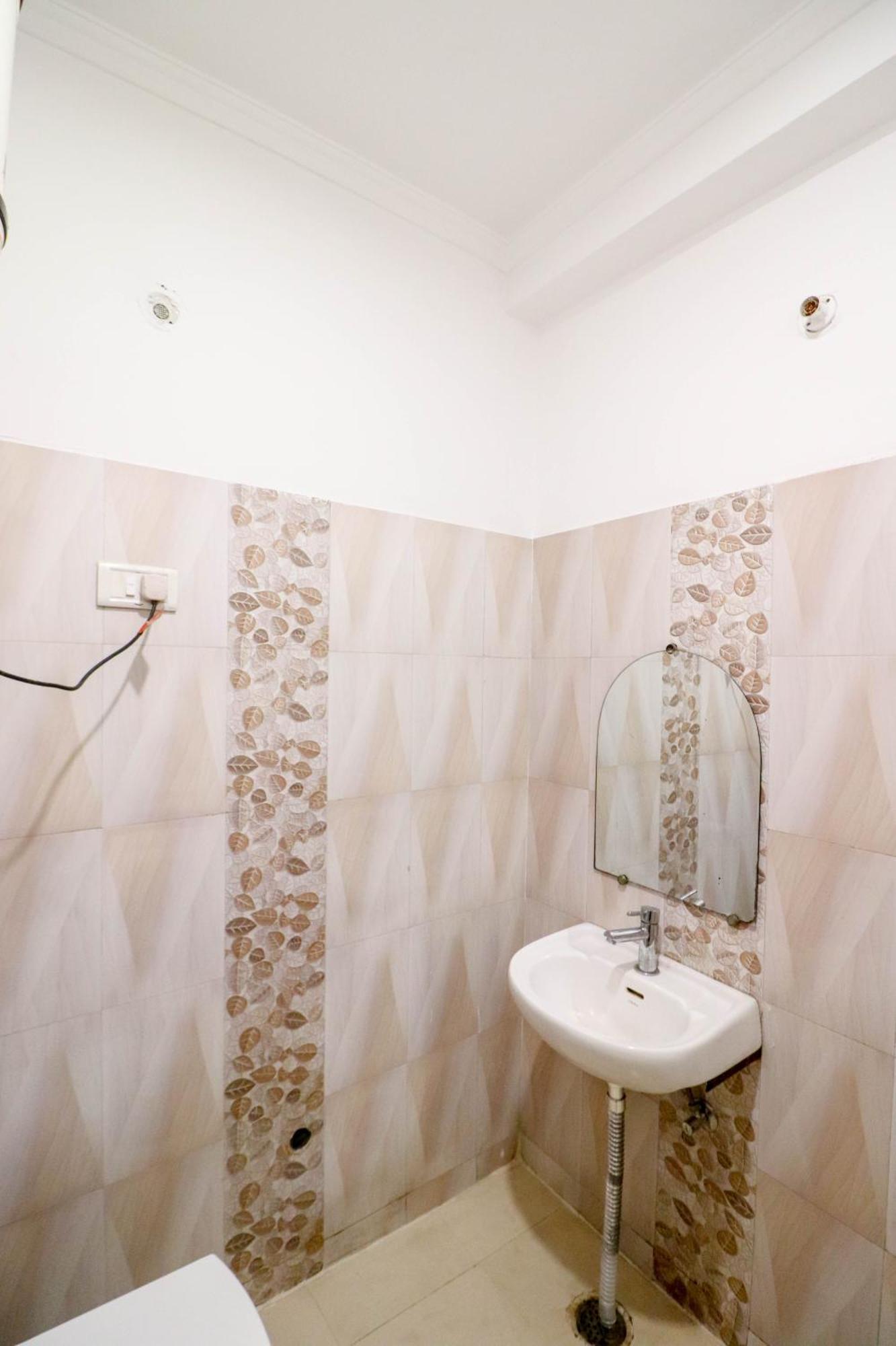 Hotel Ink Haven Near Delhi Airport New Delhi